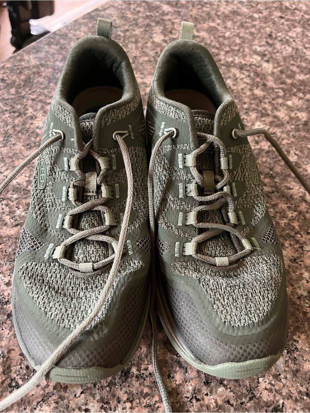 Keen Women’s Olive Green Athletic Hiking Sneakers Size 7.5